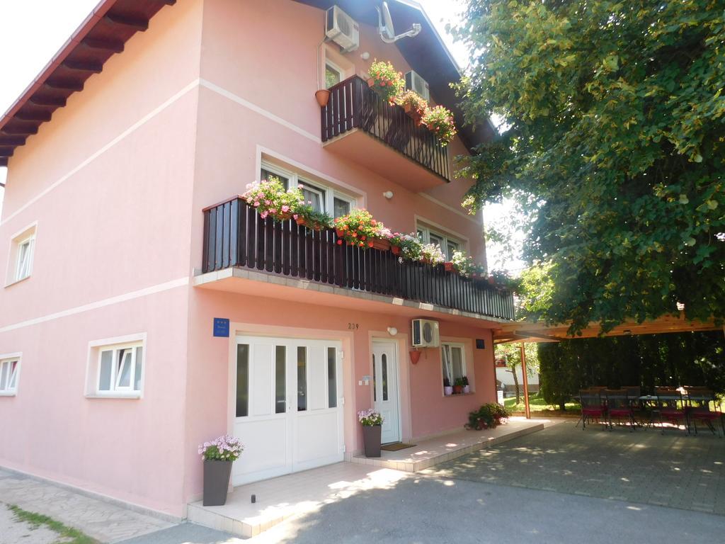 House Vukovic Hotel Grabovac  Exterior foto